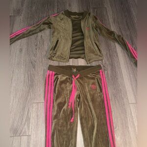 Body by Tracy two piece set